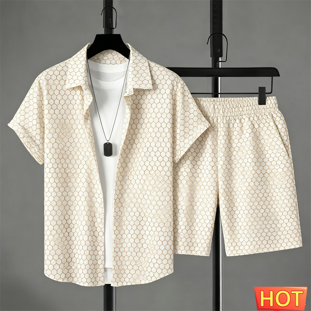 Summer Clothing Trends - Letnie zestawy męskie: koszula i spodnie,