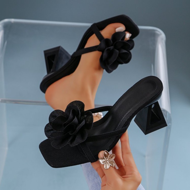 Summer Clothing Items - Damskie sandały z kwiatowym dekorem 3D,